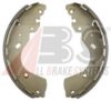 NISSA 44060EB327 Brake Shoe Set